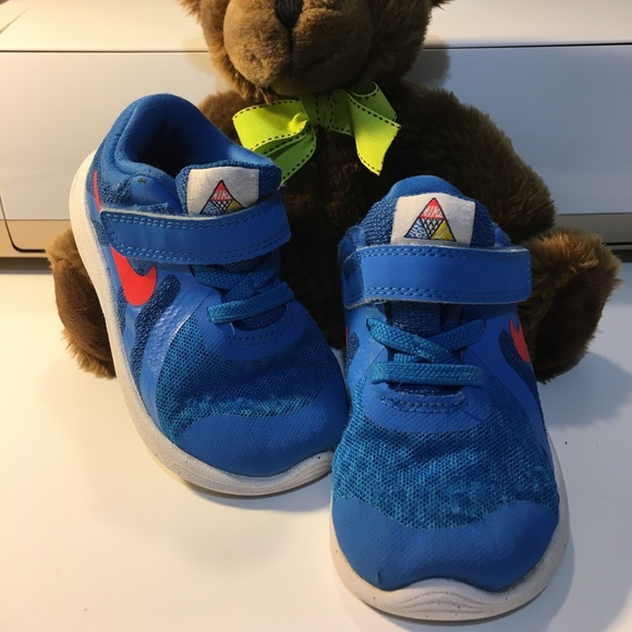 Nike Other - Nike Toddler Sneaker; Size 7 Blue & Orange